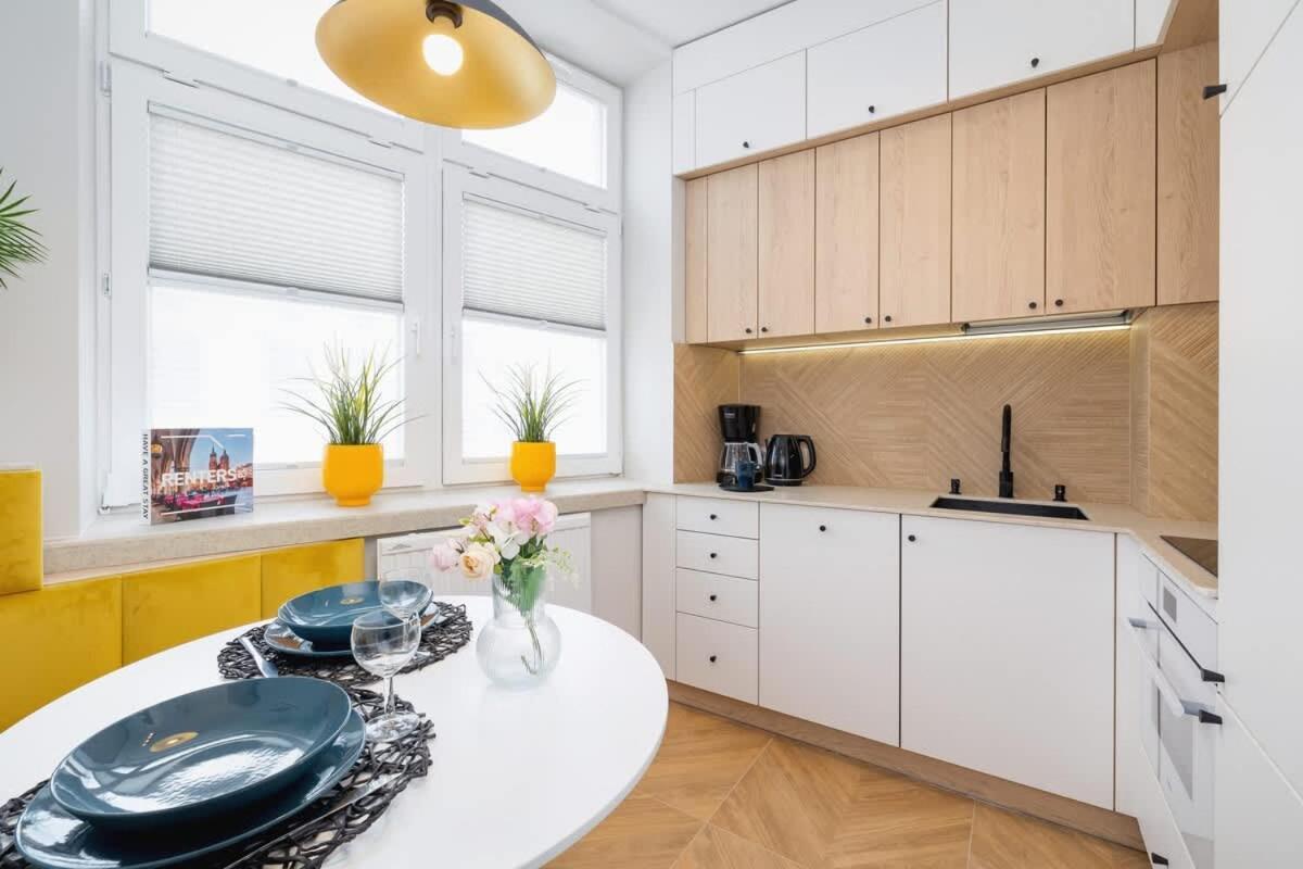 Warszauera Z Klimatyzacja Na Krakowskim Kazimierzu By Renters Krakau
